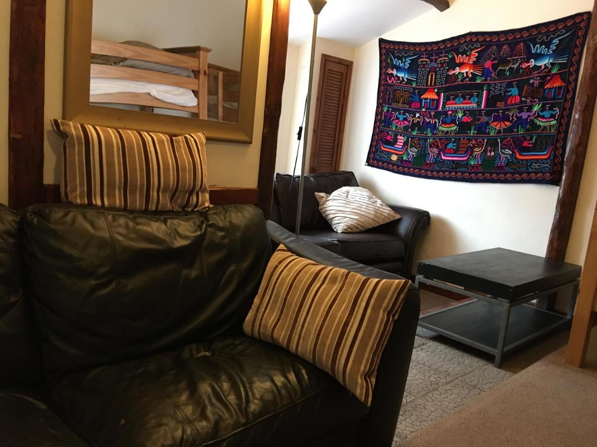 Pantyrathro International Hostel Carmarthen Kültér fotó